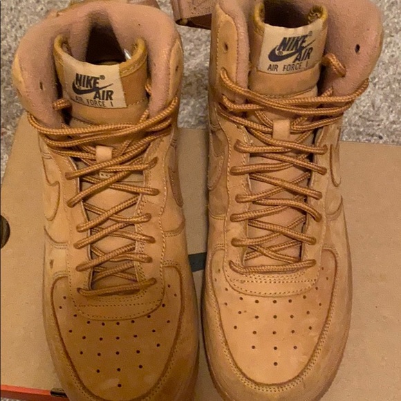 Wheat AF1 size 7 Good condition - Picture 3 of 4